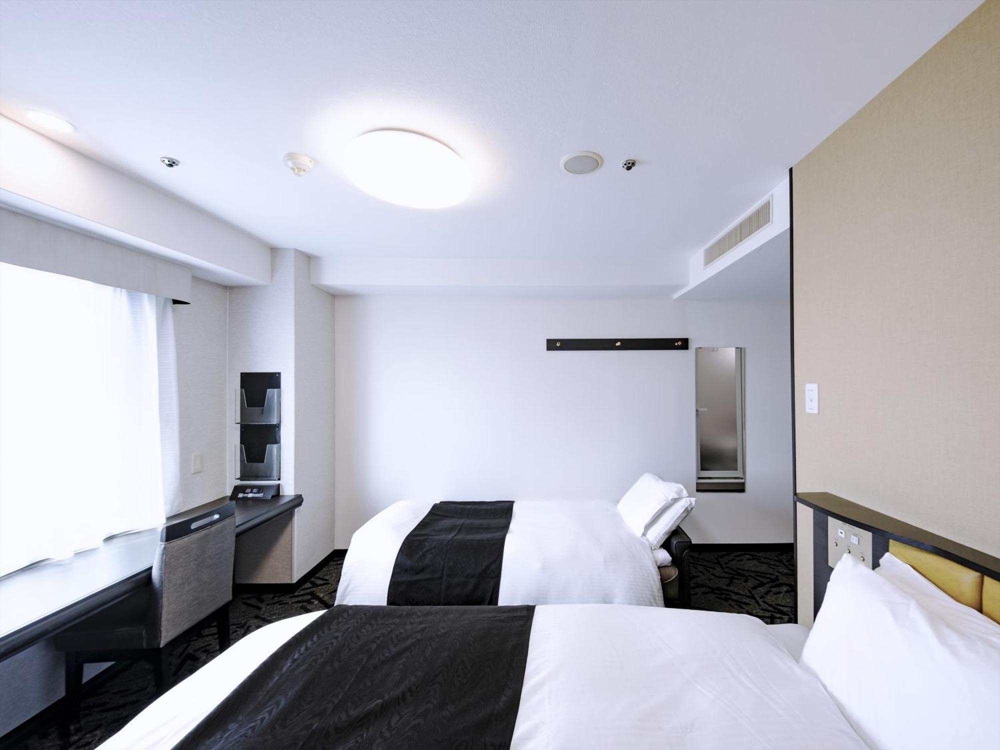 Apa Hotel Tottori Ekimae Minami Екстер'єр фото